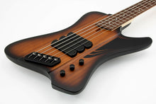 Load image into Gallery viewer, Dingwall D-Roc Standard